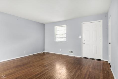 4315 N Whittier Place Indianapolis IN 46226