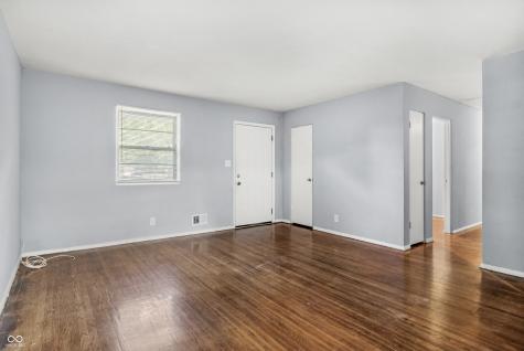 4315 N Whittier Place Indianapolis IN 46226