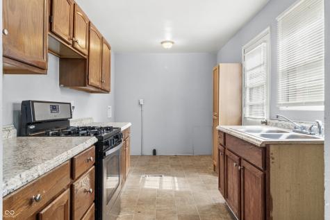 4315 N Whittier Place Indianapolis IN 46226