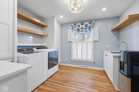 6203 Hillcrest Lane Indianapolis IN 46220