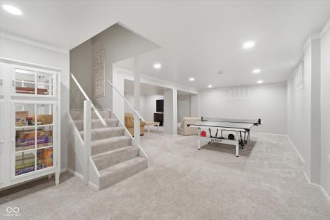 6203 Hillcrest Lane Indianapolis IN 46220