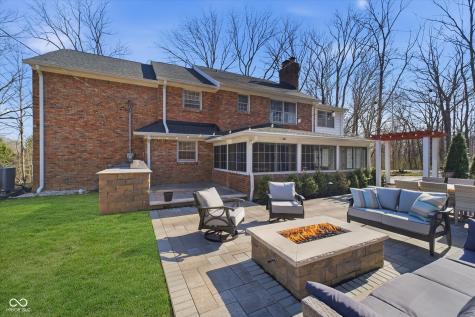 6203 Hillcrest Lane Indianapolis IN 46220