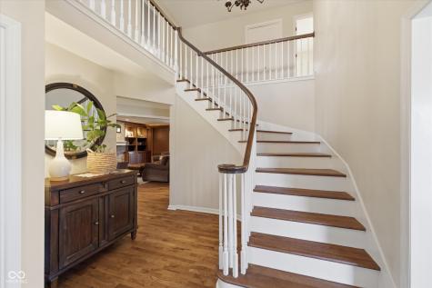 6203 Hillcrest Lane Indianapolis IN 46220