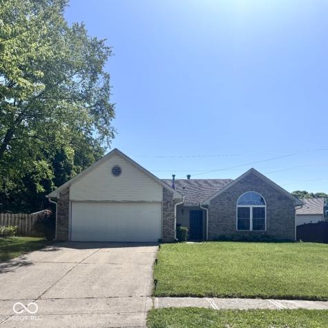 831 Queensgate Drive Greenwood IN 46143