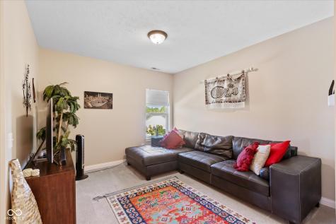 6856 Ethens Glen Drive Avon IN 46123