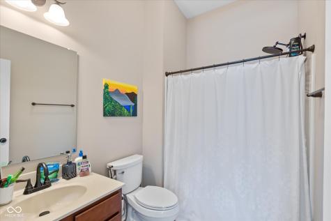 6856 Ethens Glen Drive Avon IN 46123