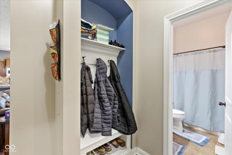 6856 Ethens Glen Drive Avon IN 46123