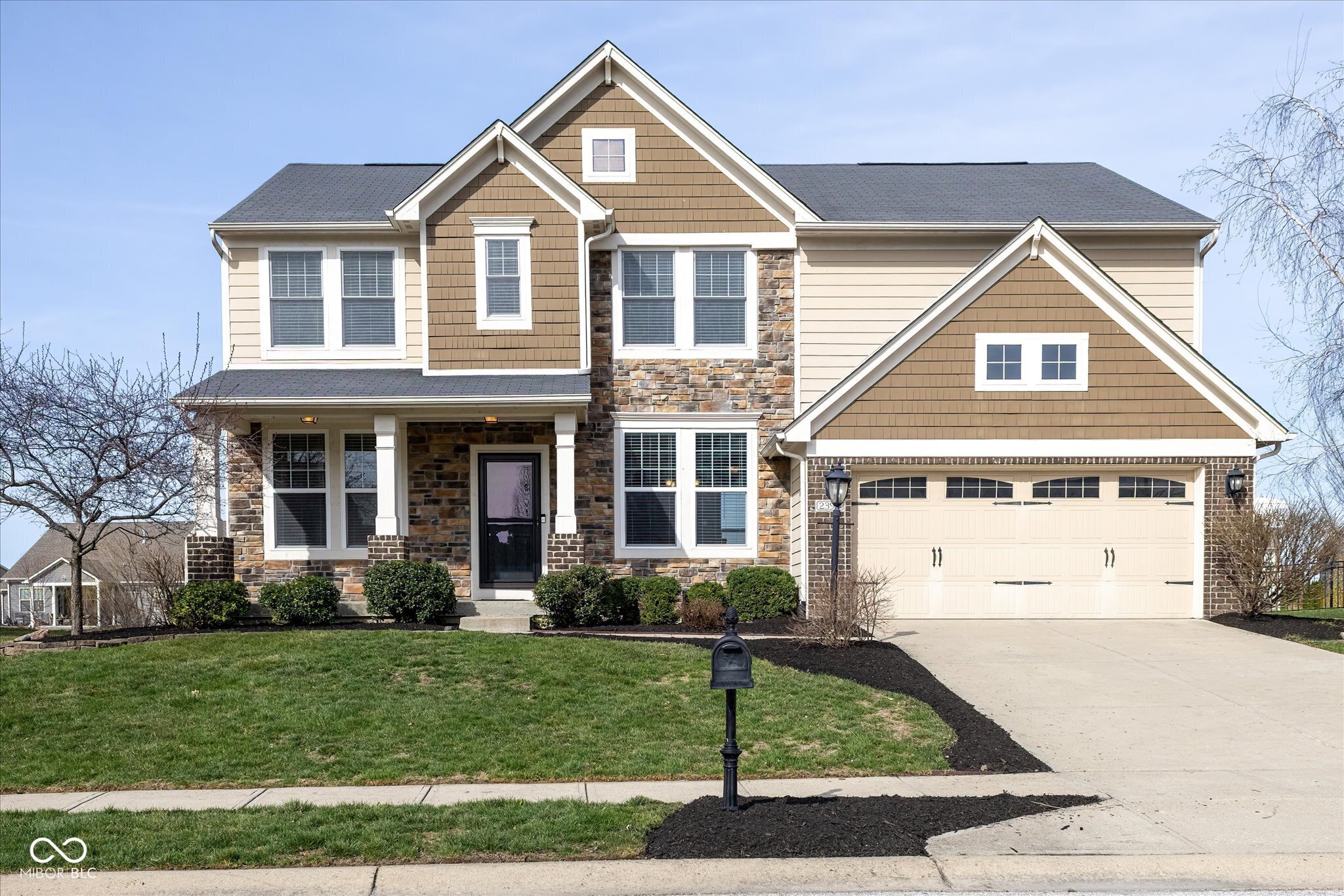 2394 Woodcreek Crossing Boulevard Avon IN 46123