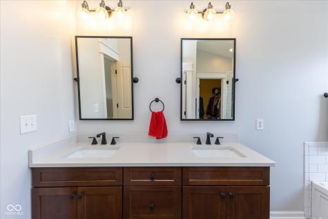 2394 Woodcreek Crossing Boulevard Avon IN 46123