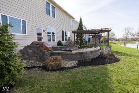 2394 Woodcreek Crossing Boulevard Avon IN 46123