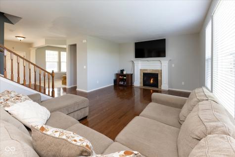 2394 Woodcreek Crossing Boulevard Avon IN 46123