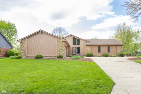 1627 Forward Pass Court Indianapolis IN 46217