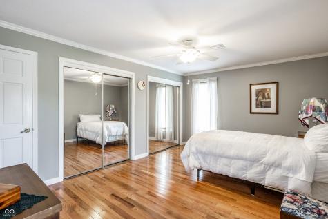 1627 Forward Pass Court Indianapolis IN 46217