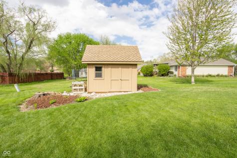 1627 Forward Pass Court Indianapolis IN 46217