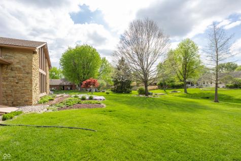 1627 Forward Pass Court Indianapolis IN 46217