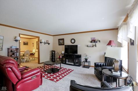 1884 Highland Cove Carmel IN 46280
