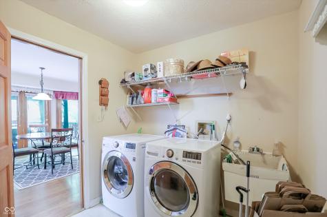 1884 Highland Cove Carmel IN 46280