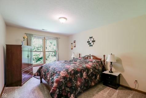 1884 Highland Cove Carmel IN 46280