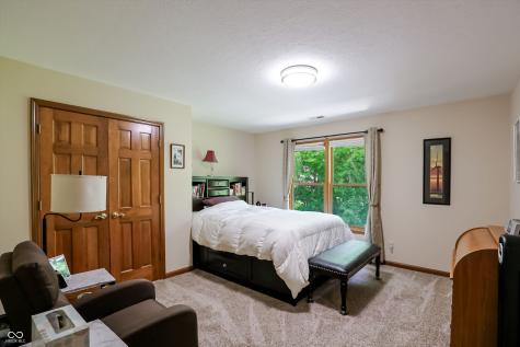 1884 Highland Cove Carmel IN 46280