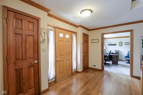 1884 Highland Cove Carmel IN 46280