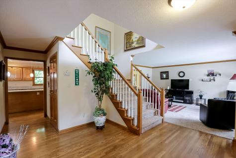 1884 Highland Cove Carmel IN 46280