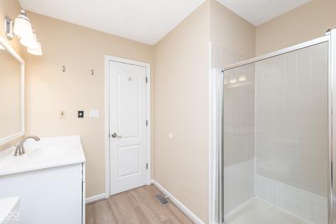 3304 Fox Orchard Circle Indianapolis IN 46214