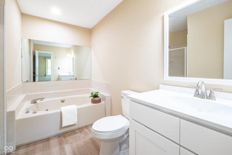 3304 Fox Orchard Circle Indianapolis IN 46214