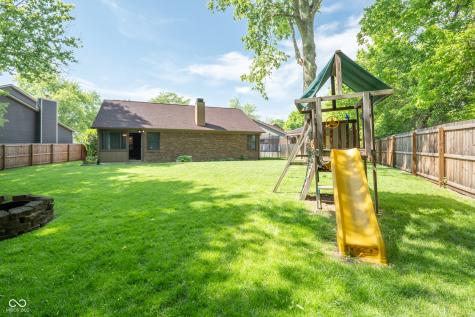 3304 Fox Orchard Circle Indianapolis IN 46214
