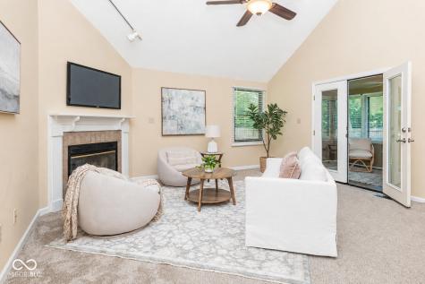 3304 Fox Orchard Circle Indianapolis IN 46214