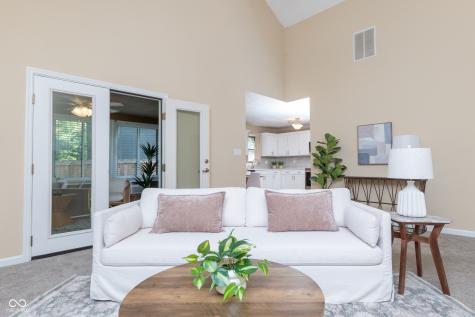 3304 Fox Orchard Circle Indianapolis IN 46214