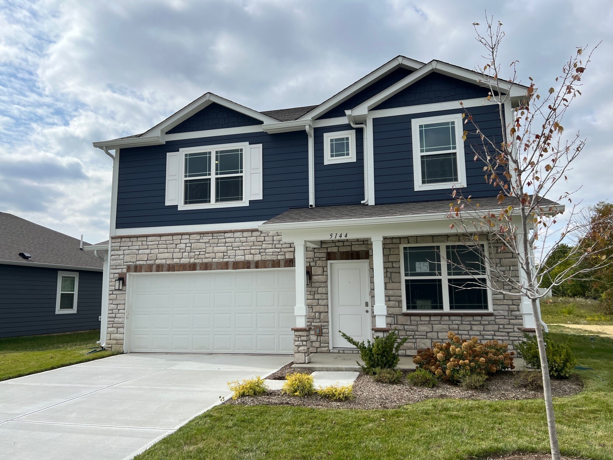 5144 Woodhurst Lane Indianapolis IN 46239