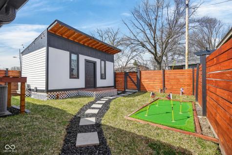 1869 New Street Indianapolis IN 46203