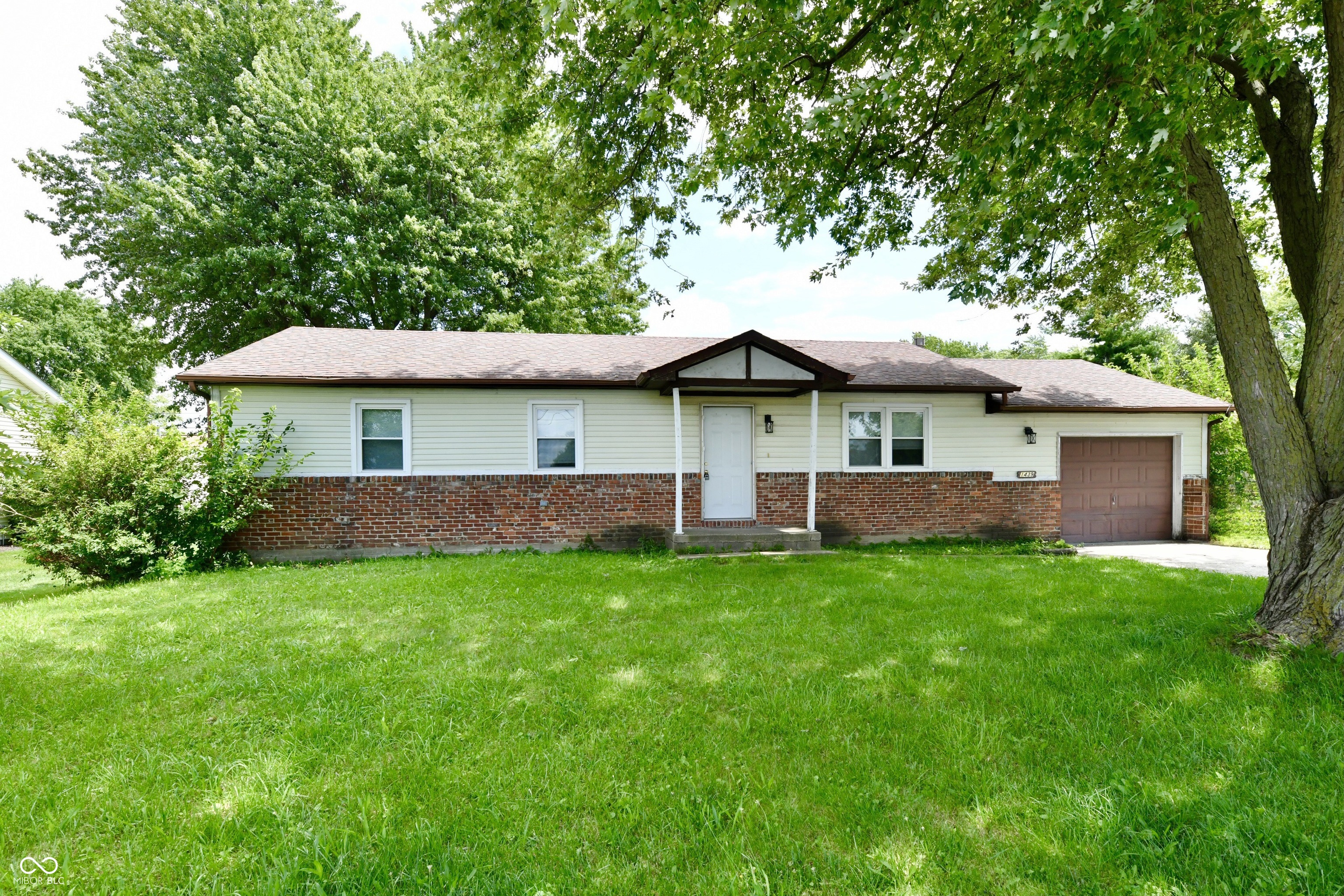 1439 S Girls School Road Indianapolis IN 46231