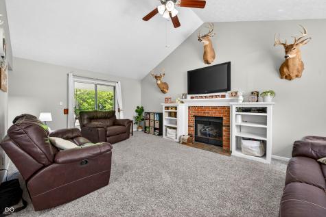 44 Ponsonby Court Indianapolis IN 46214
