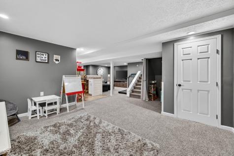 44 Ponsonby Court Indianapolis IN 46214
