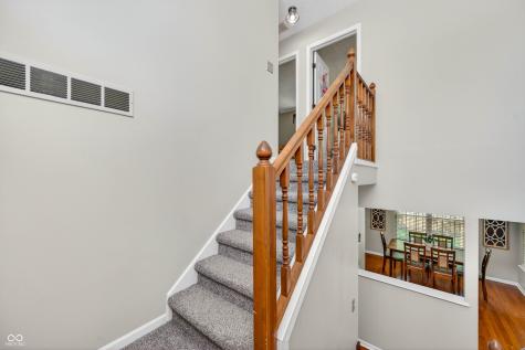 44 Ponsonby Court Indianapolis IN 46214