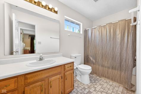 44 Ponsonby Court Indianapolis IN 46214