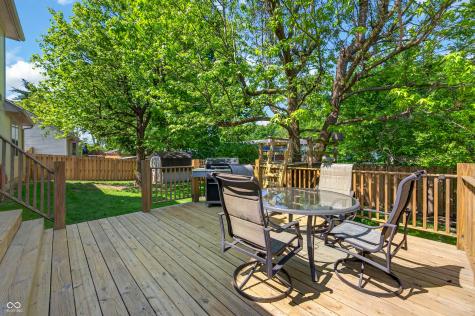 44 Ponsonby Court Indianapolis IN 46214
