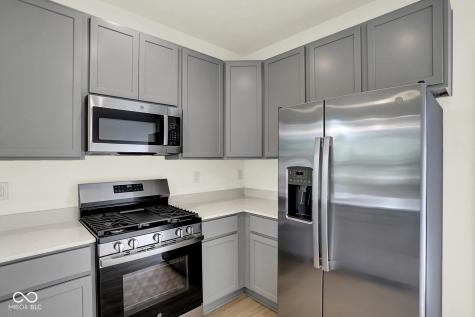 8524 Goldfinch Road Brownsburg IN 46112