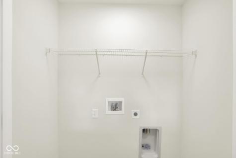 8524 Goldfinch Road Brownsburg IN 46112