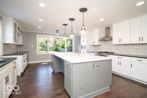 475 N Valley Lane Greenwood IN 46142
