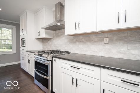 475 N Valley Lane Greenwood IN 46142