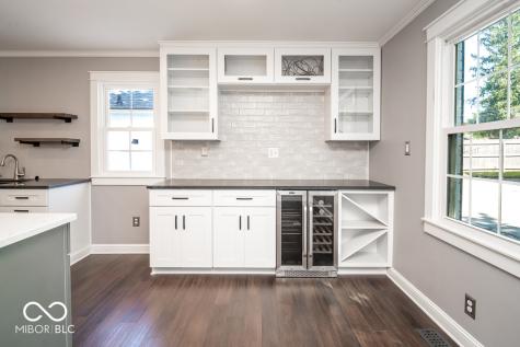 475 N Valley Lane Greenwood IN 46142