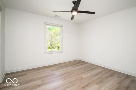 475 N Valley Lane Greenwood IN 46142