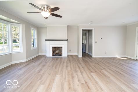 475 N Valley Lane Greenwood IN 46142