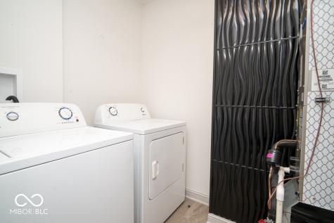 475 N Valley Lane Greenwood IN 46142