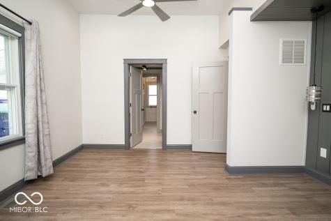 475 N Valley Lane Greenwood IN 46142