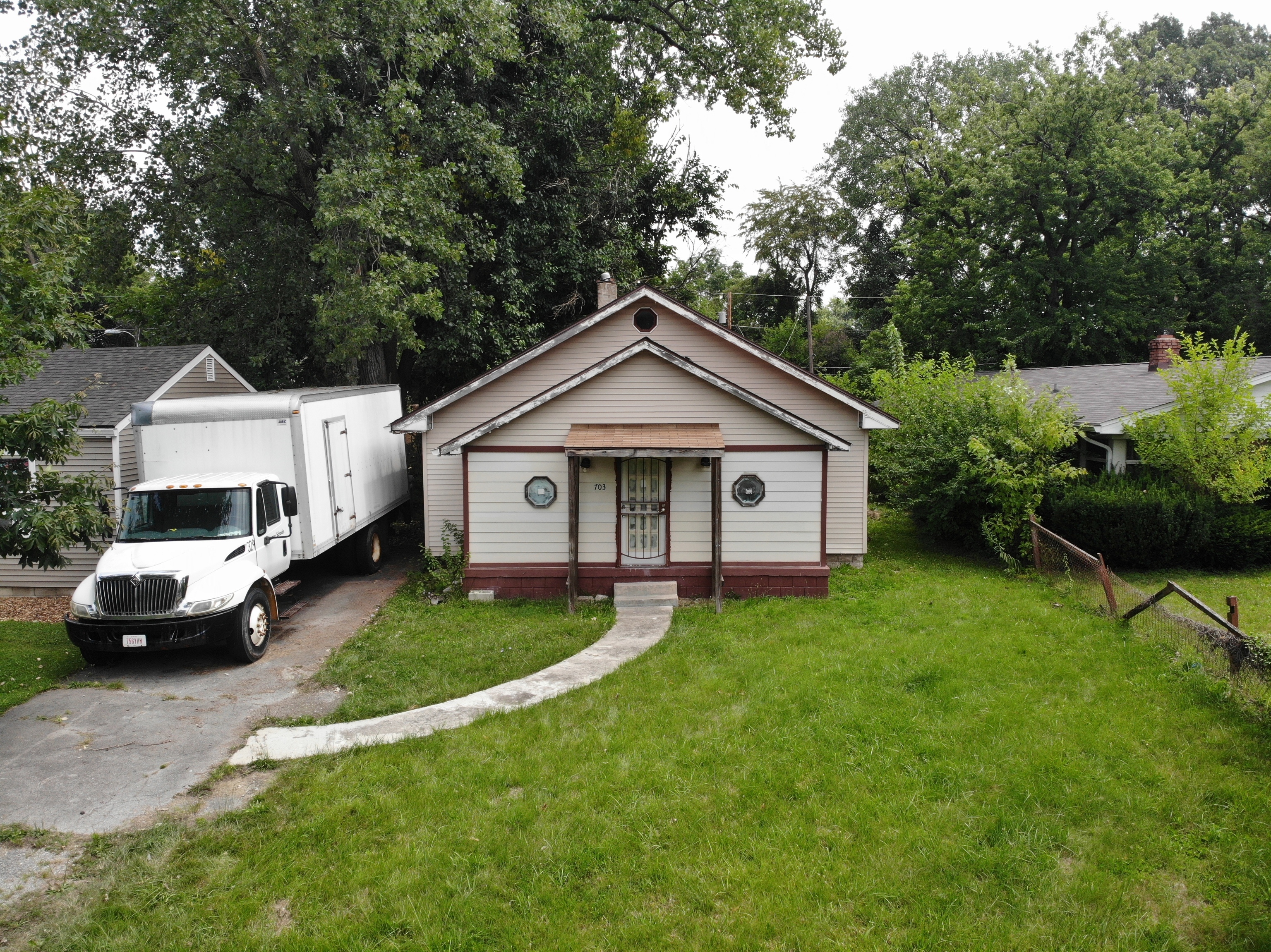 3703 N Whittier Place Indianapolis IN 46218