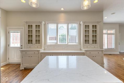 4317 Heyward Lane Indianapolis IN 46250