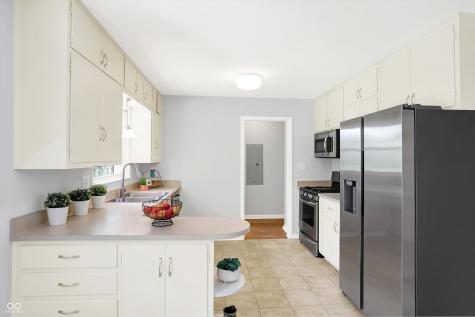 5133 E 70th Street Indianapolis IN 46220